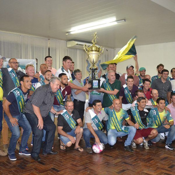 Campeonato encerra com festa e premiação