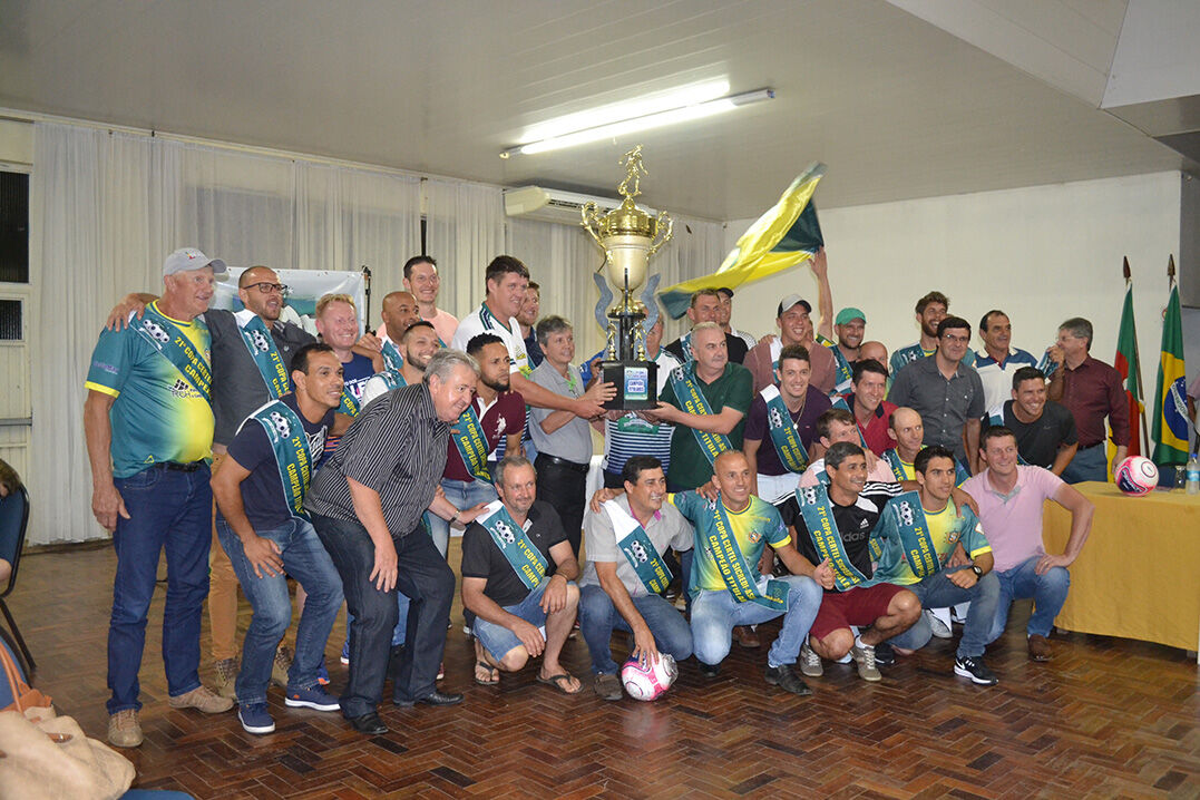 Noite de premiação dos campeões e vice-campeões dos Campeonatos