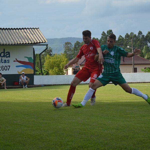 Coluna Ezequiel Neitzke