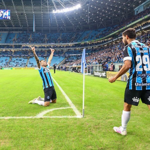 Grêmio viaja em busca da primeira vitória fora