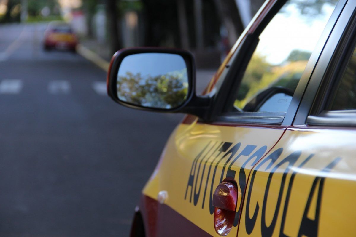 Com novas medidas, Detran  prevê CNH 24% mais barata