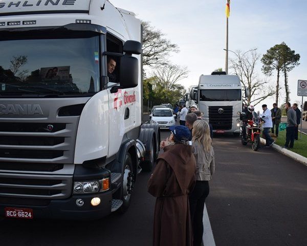 Comunidade prepara festa  ao padroeiro dos motoristas