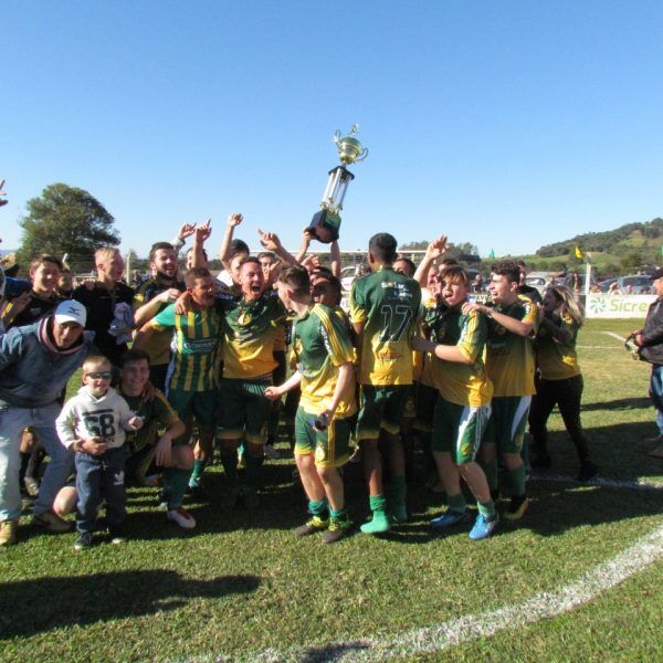 Municipal de campo termina com festa