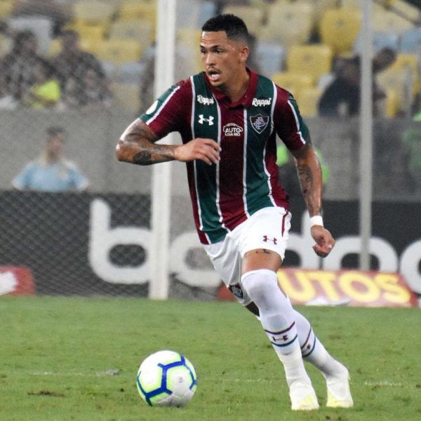 Direção encaminha contratação de Luciano