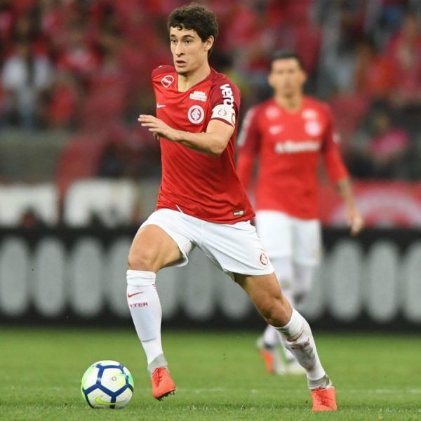 Inter: Rodrigo Dourado volta só em 2020