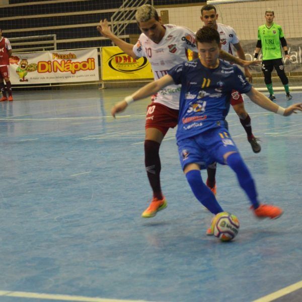 Sábado de muito futsal