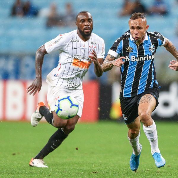 Grêmio e Corinthians não saem do zero