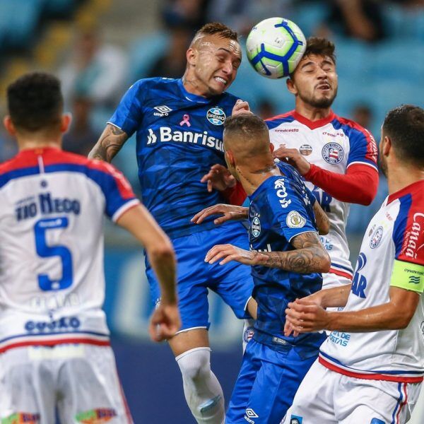 No duelo de tricolores, melhor para o baiano