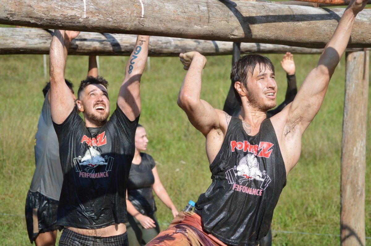 MegaRace: barro até a cabeça