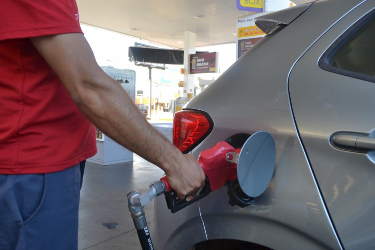 Petrobras anuncia aumento na gasolina e no diesel a partir dessa terça