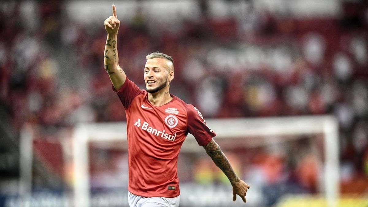 Dupla Gre-Nal dispensa jogadores