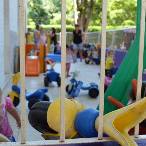 Reorganização de turmas na educação infantil preocupa pais