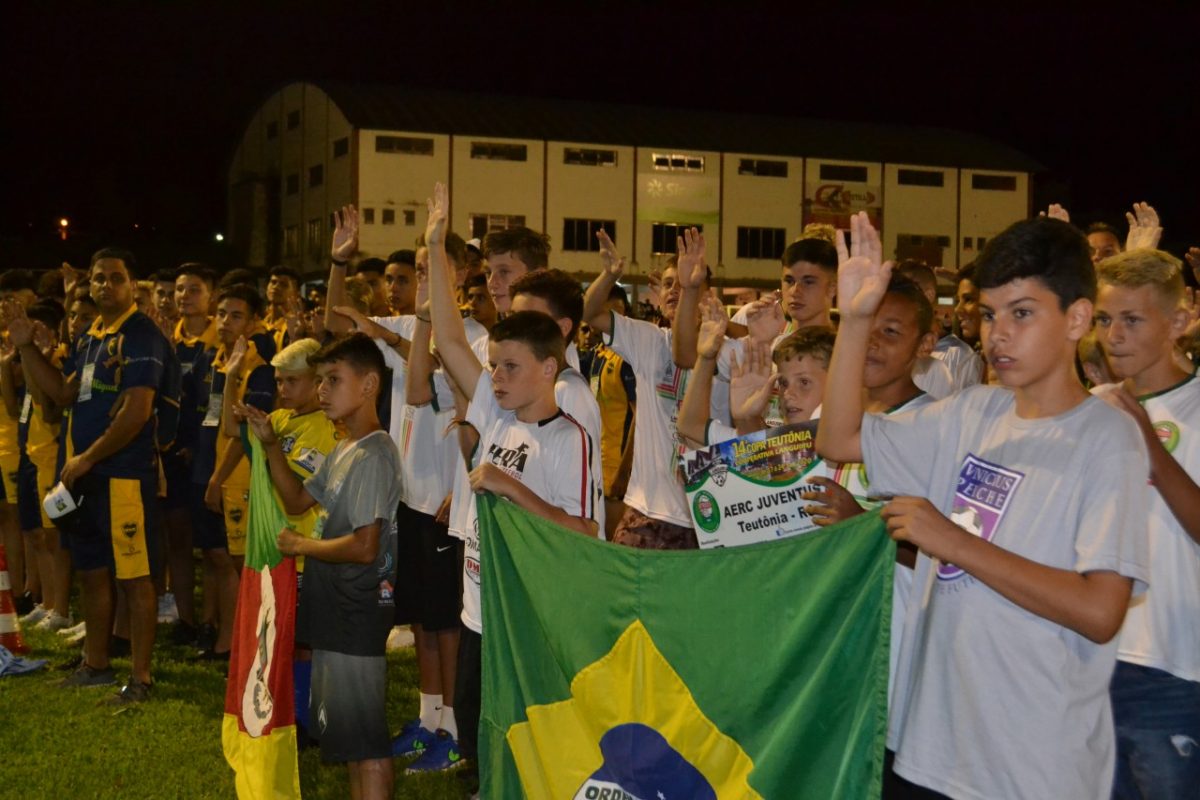 Copa Teutônia de futebol reúne mais de 1,7 mil atletas