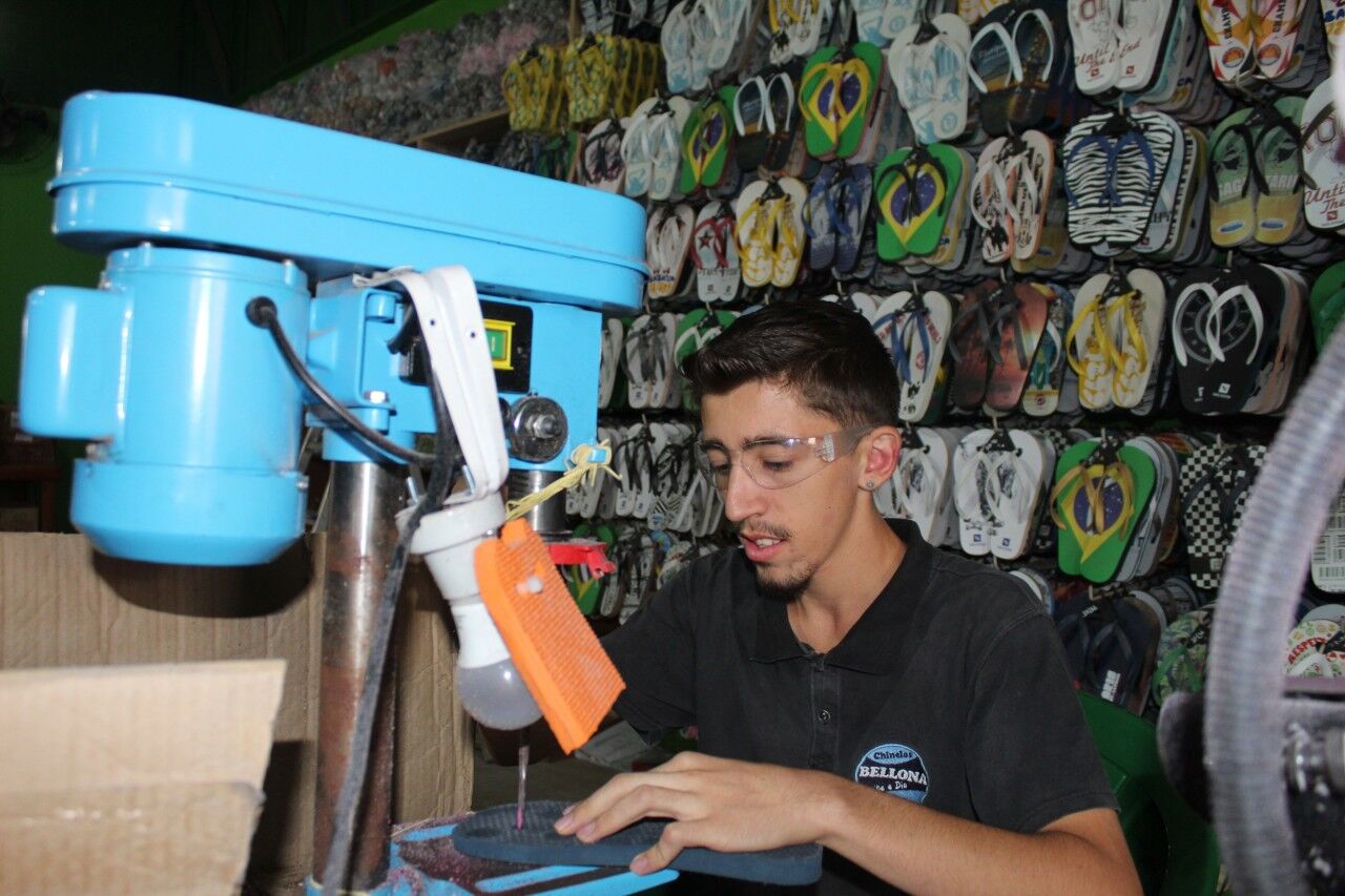 Projeções animam ramo calçadista
