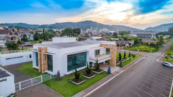 Servidores pedem redução da carga horária