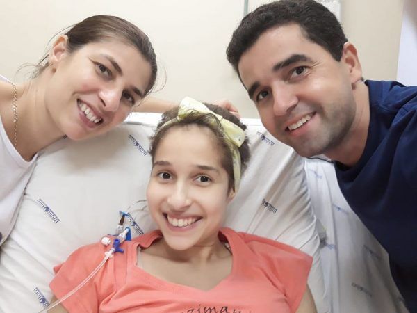 Jovem com leucemia busca auxílio para tratamento de mais de R$ 200 mil