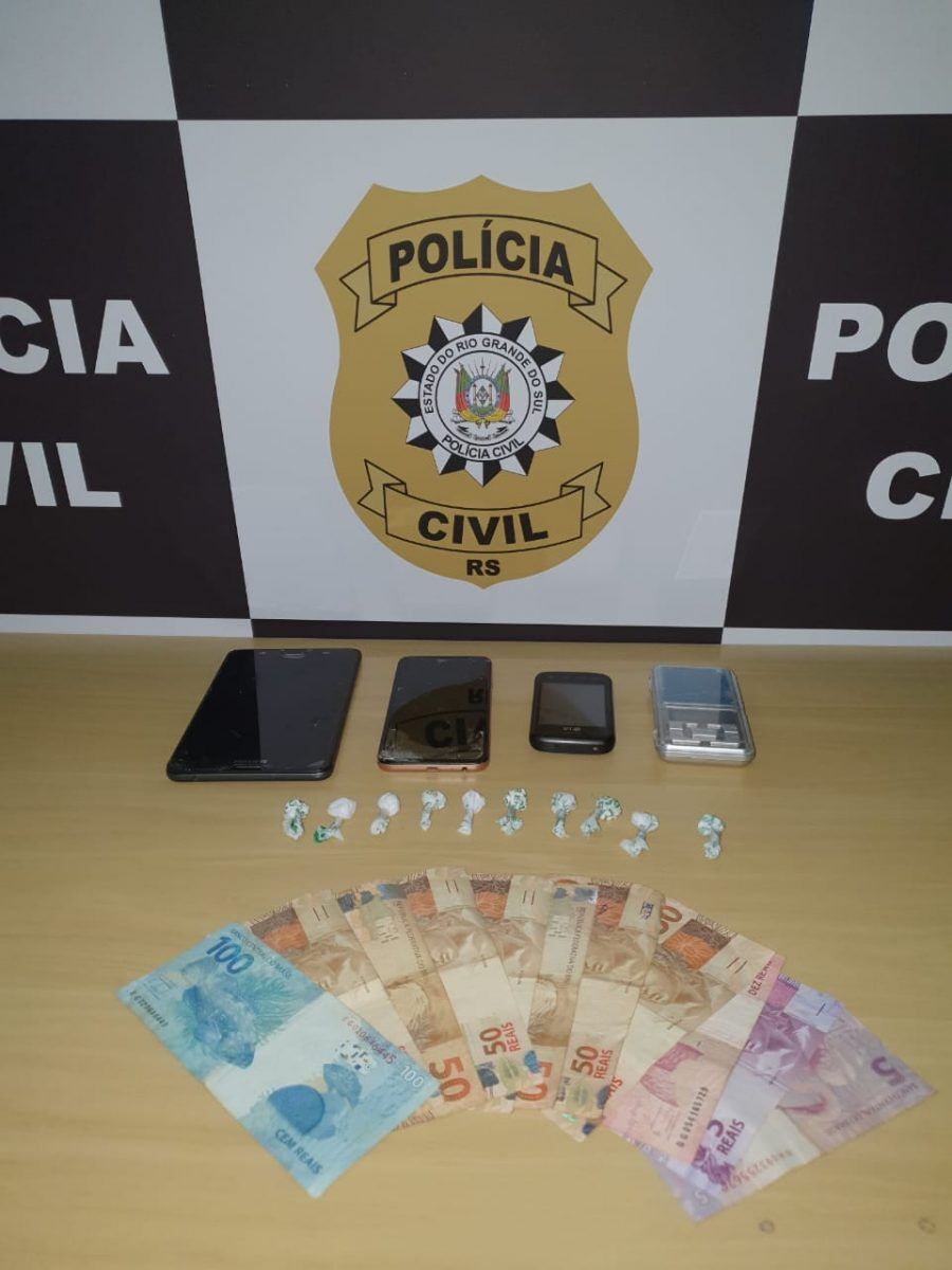 Casal é preso por tráfico de drogas no Centro