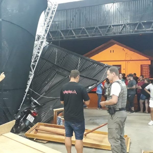 Homem que invadiu ginásio do Ecas com carro pode responder por tentativa de homicídio