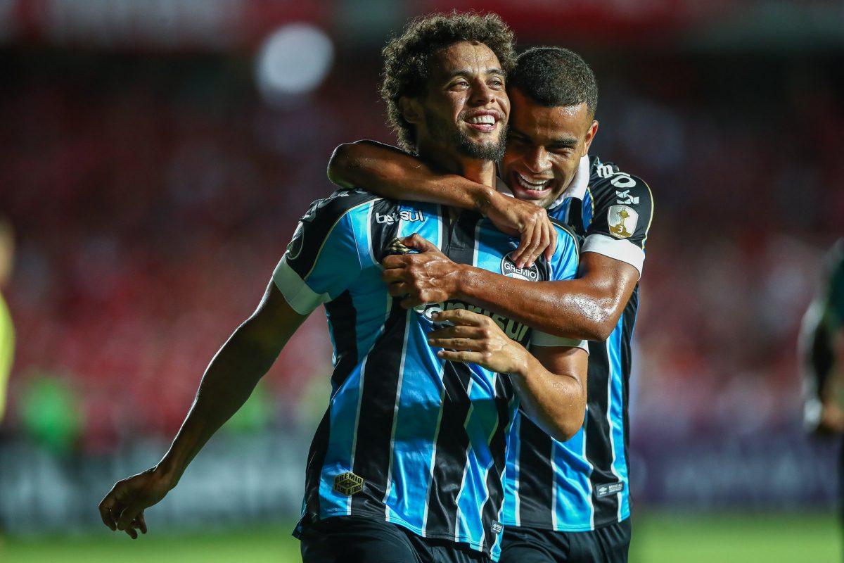 Grêmio mostra força e estreia com vitória fora de casa