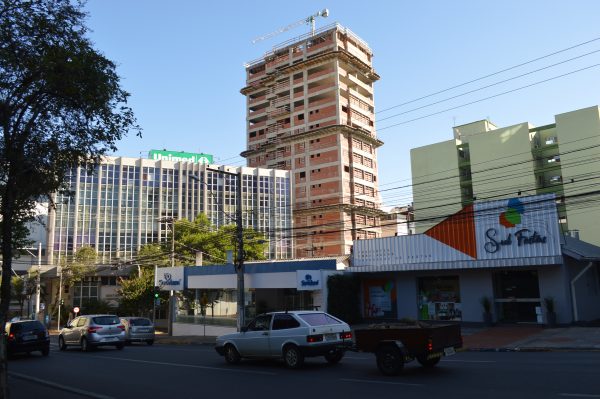 Setor da construção civil enfrenta clima de incerteza