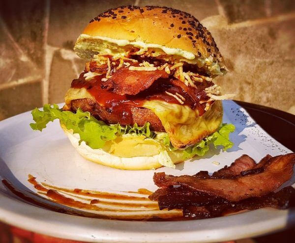 Um hambúrguer único, sem precisar sair de casa