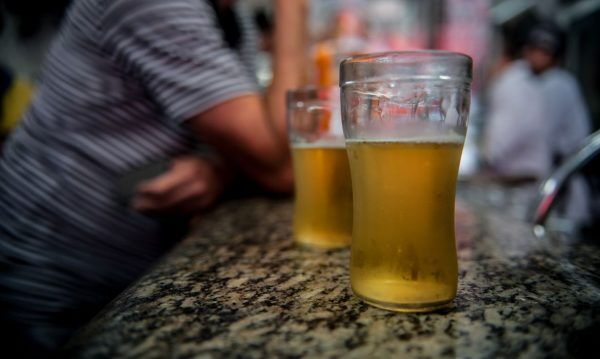 Consumo excessivo de álcool fragiliza  a imunidade