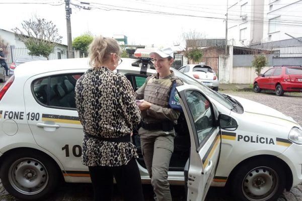 Autoridades alertam para risco de violência contra mulher