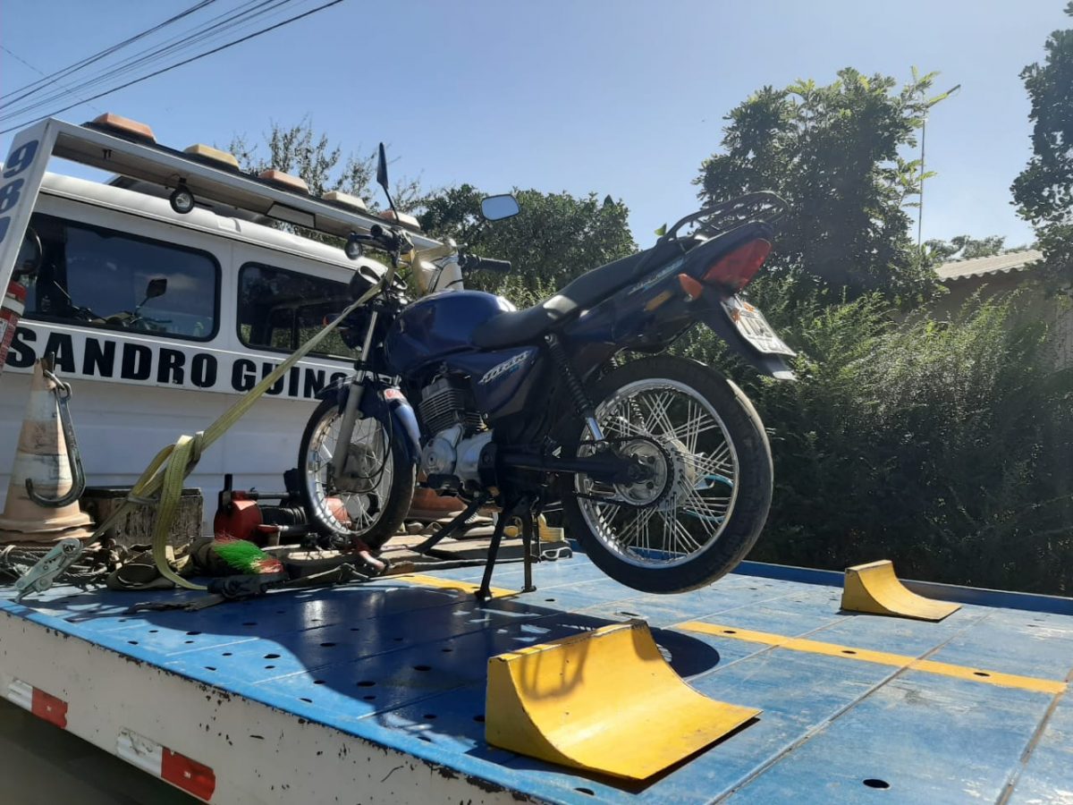 BM apreende moto em Taquari com cerca de R$ 70 mil em multas