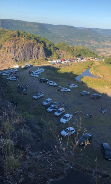 Município bloqueia acesso para o Morro Gaúcho