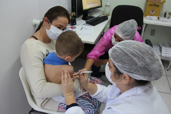 Lajeado recebe mais 6 mil doses de vacina contra gripe
