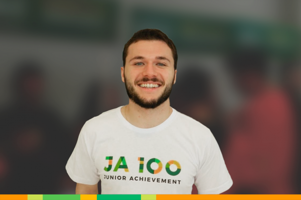 Junior Achievement lança versão online e gratuita de cursos