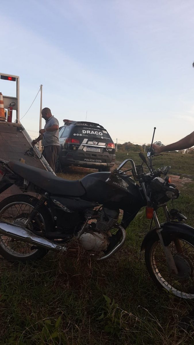 Polícia recupera moto furtada a menos de 12h