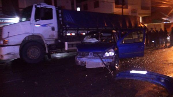 Condutor se envolve em acidente e é preso por embriaguez