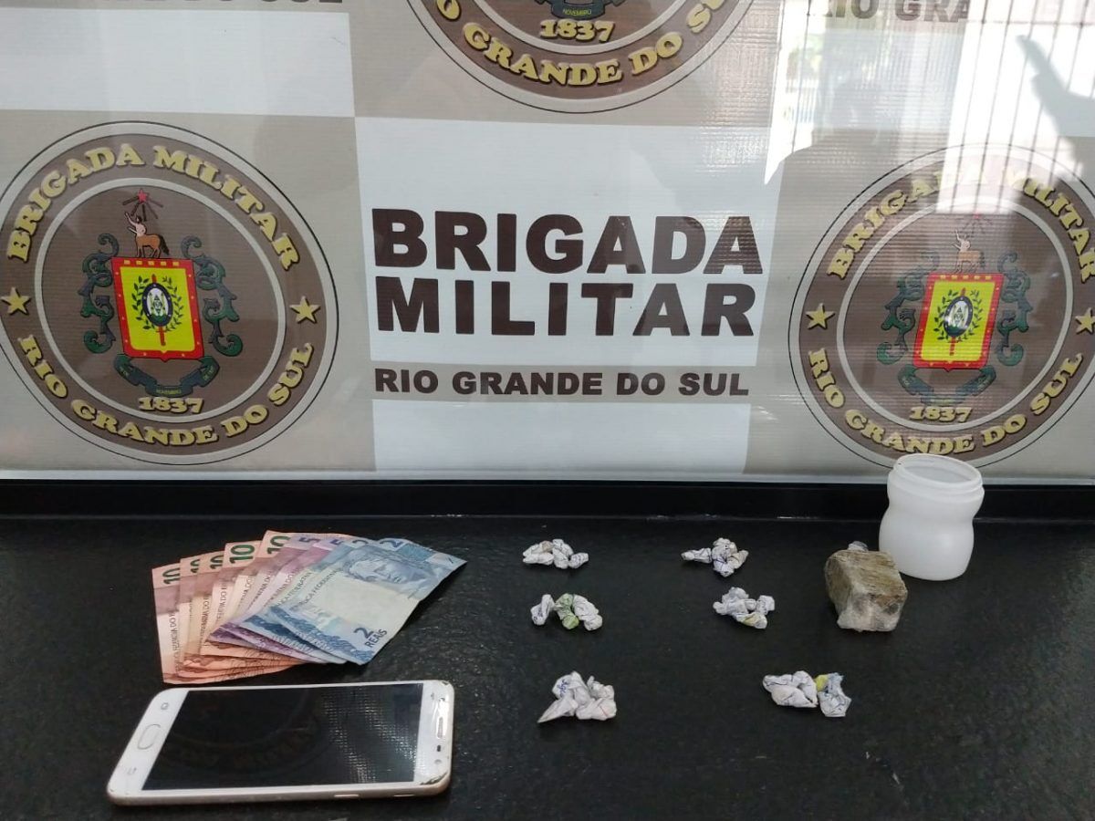 Polícia prende mulher por tráfico no Centro de Lajeado