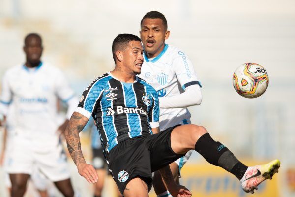 Grêmio empata com o Novo Hamburgo no Estádio Alviazul