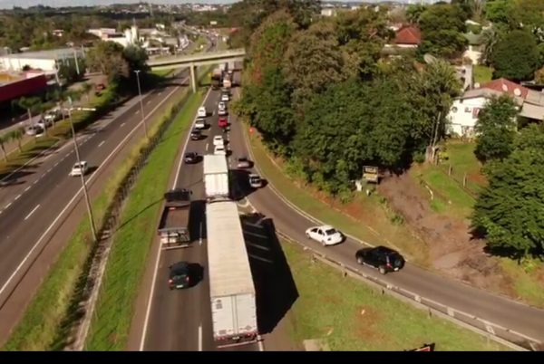 Desvio de tráfego causa lentidão na BR 386