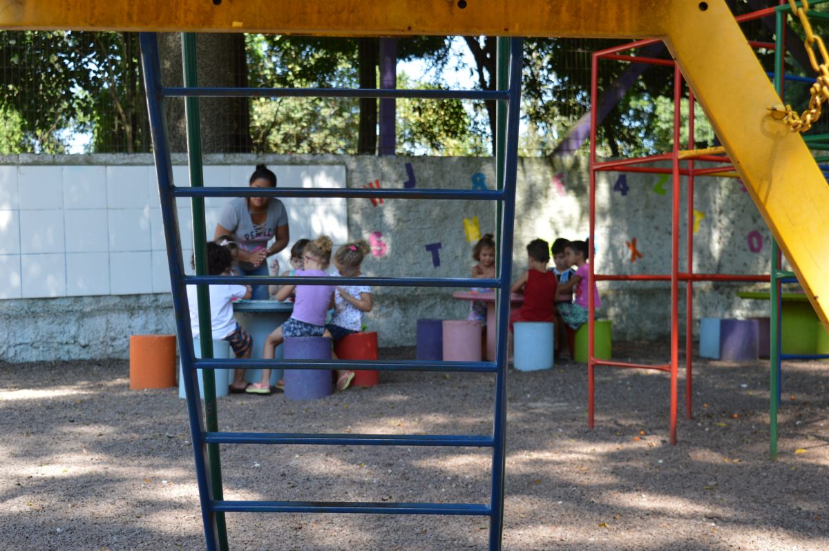 Até 200 mil crianças em busca de creche, estima o governo