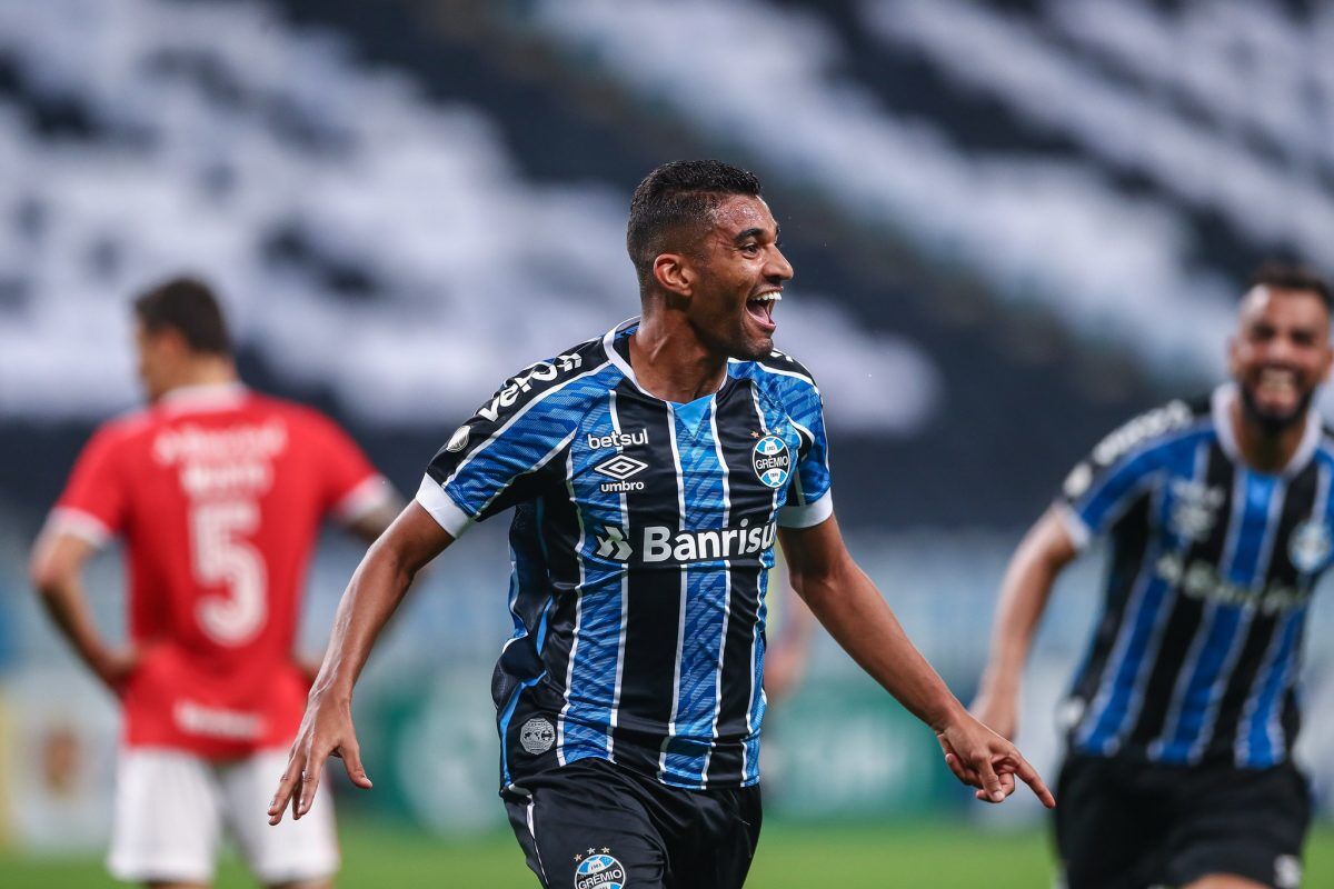 Grêmio encara o Ceará no Castelão