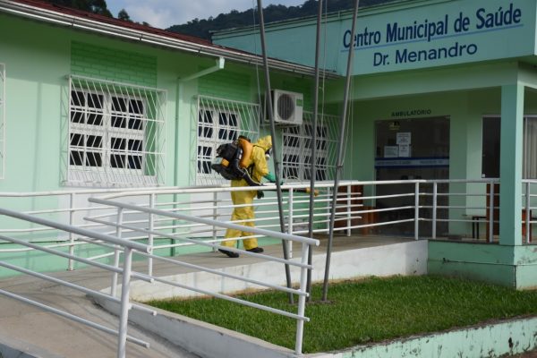 Após aumento de contágios, posto de saúde de Travesseiro será fechado