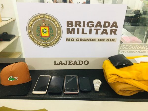 Após ser reconhecido por três vítimas, homem é preso por roubo