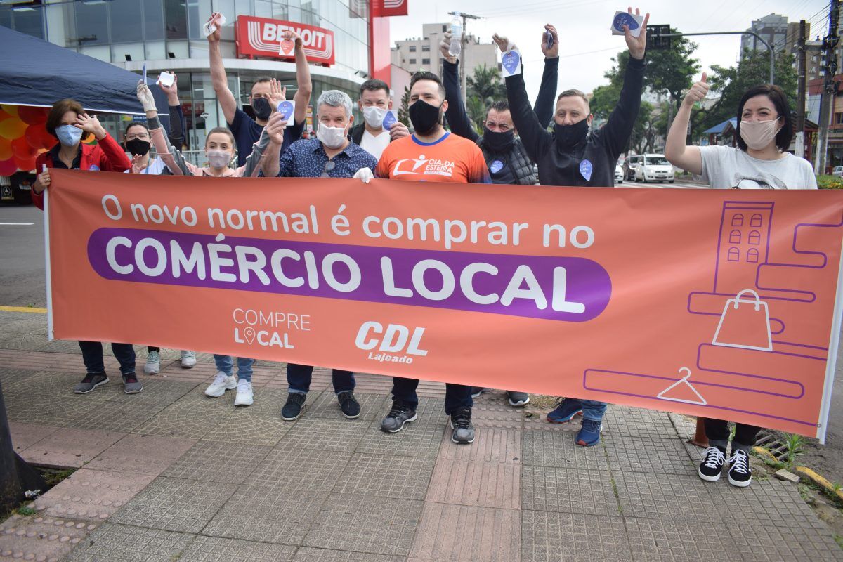 CDL Lajeado realiza ação para incentivar comércio local