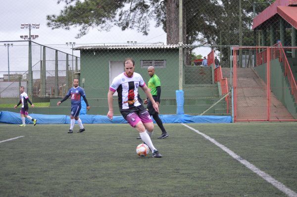 Estreantes vencem na rodada