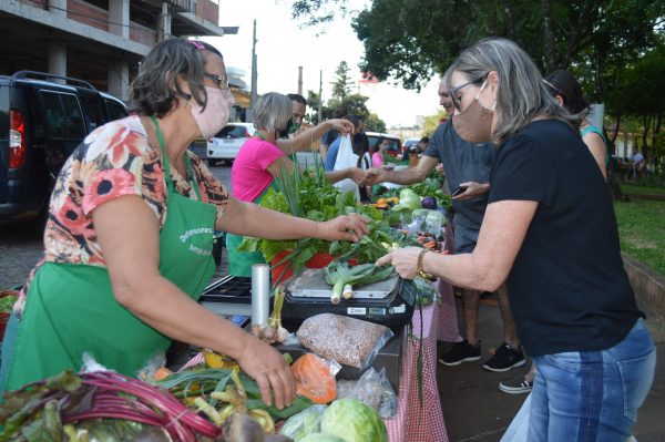 Semana da Alimentação é destaque na Feira Agroecológica de Lajeado