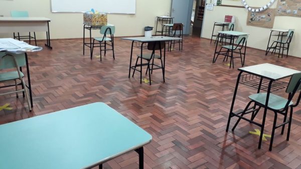 Anos finais da rede municipal retomam aulas presenciais dia 28 em Arroio do Meio