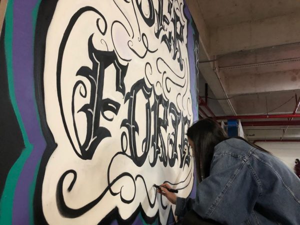 Exposição enaltece arte de rua feita por mulheres no Shopping Lajeado