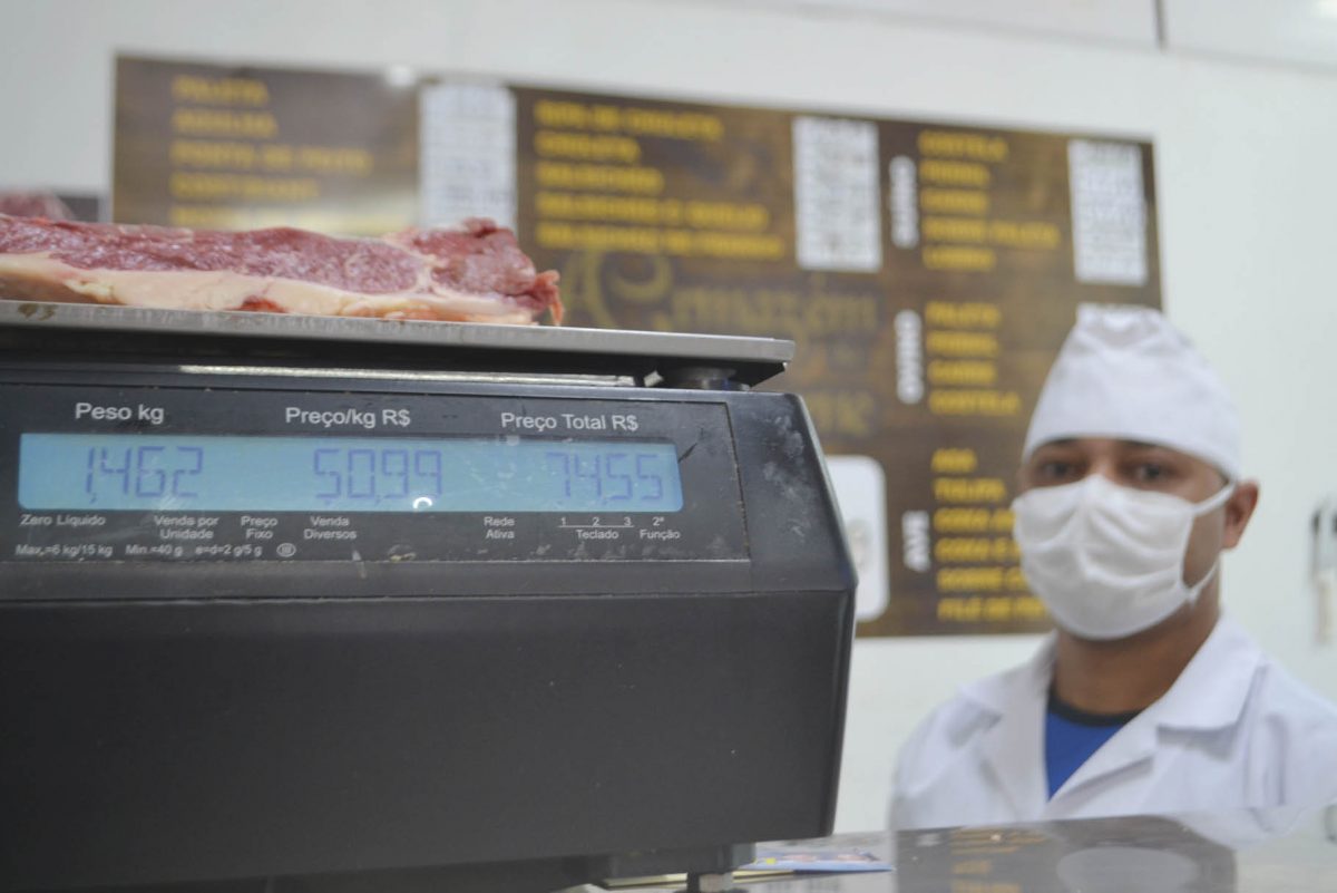 Preço das carnes puxa alta da inflação