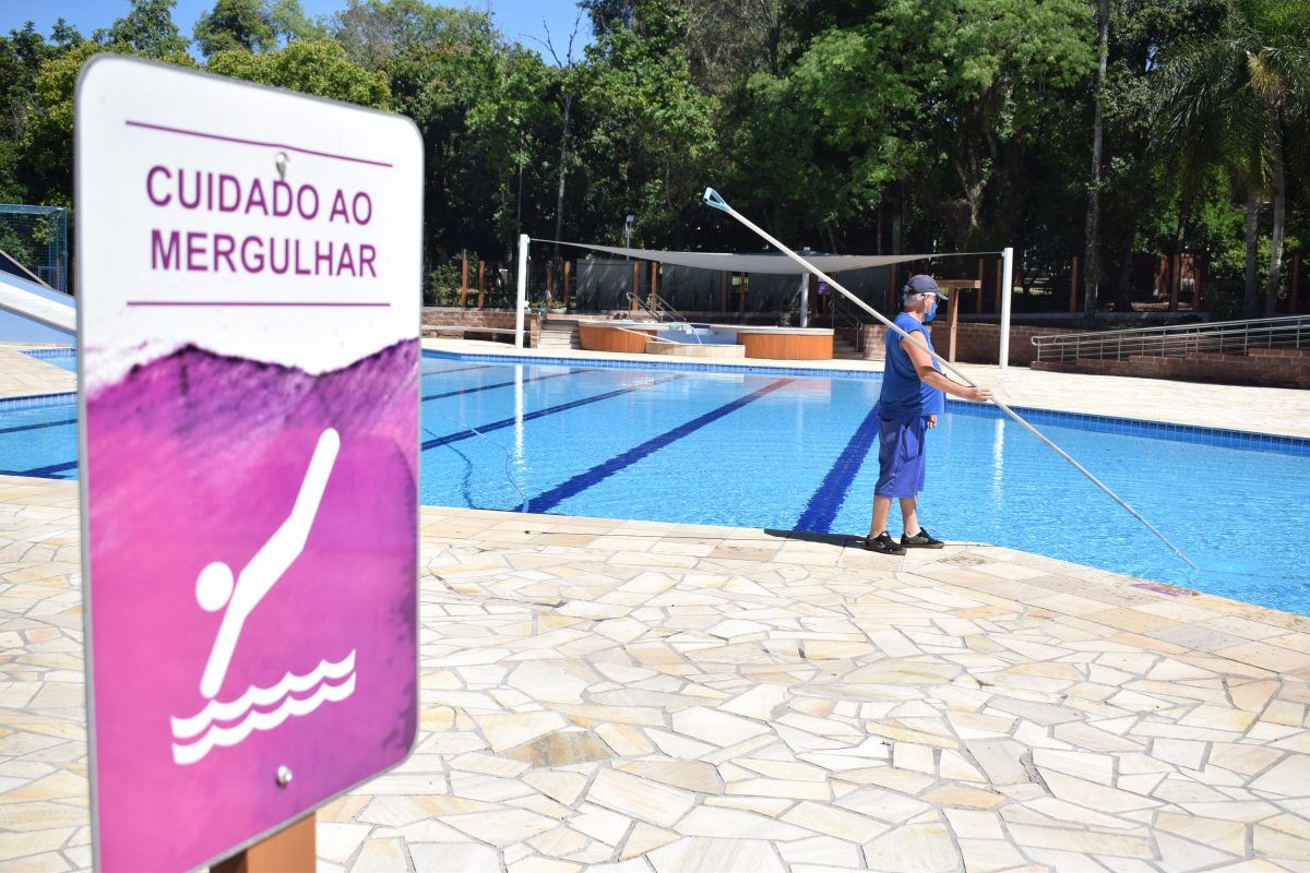 Clubes buscam aval ao uso de piscinas