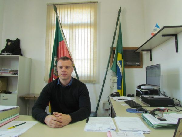 Delegado finaliza inquérito contra ex-vice por transporte irregular de eleitores