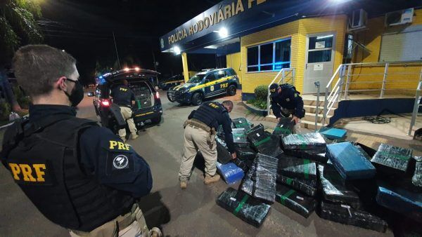 PRF apreende mais de uma tonelada de maconha em Lajeado