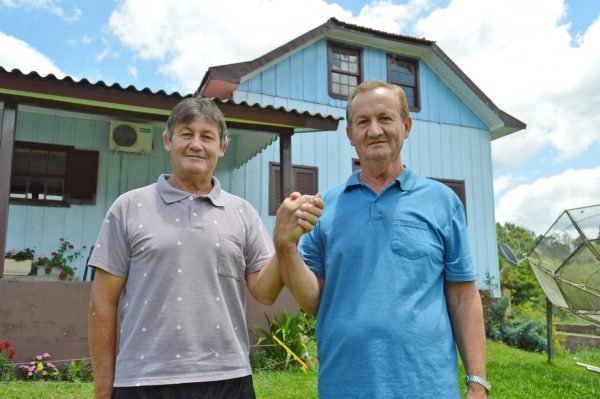 Irmãos são eleitos com a mesma quantia de votos